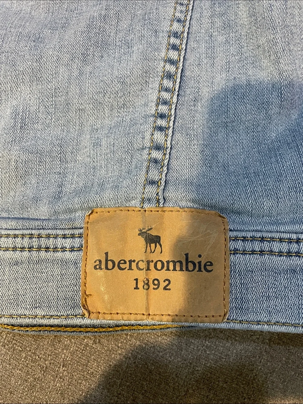 Abercrombie Kids A&F denim jacket hoodie jersey sleeves girls/boys